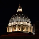 San Pietro Moonlight Luxury Apartment